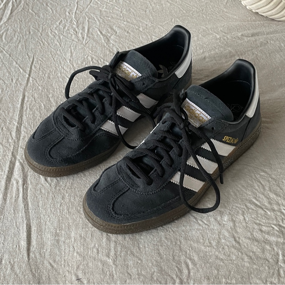Adidas Men's Black and White Sneakers